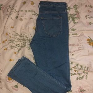 Mid rise skinny jeans